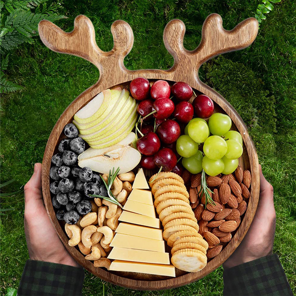 Wood Serving With Antler,Round – обзор и цена Food Snacks For Christmas