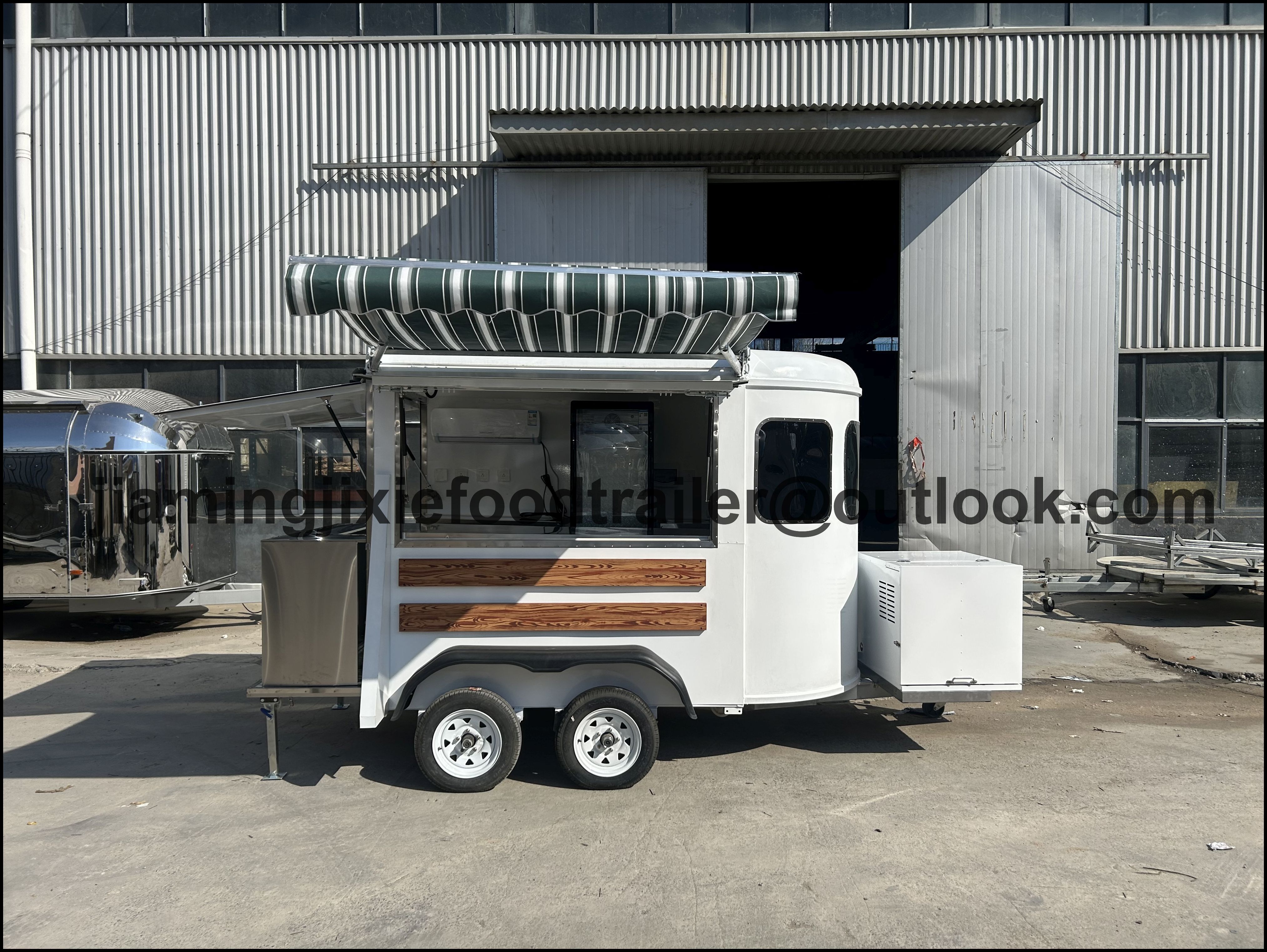 Mini Food Trailer Street Small – обзор и цена Food Snacks Business
